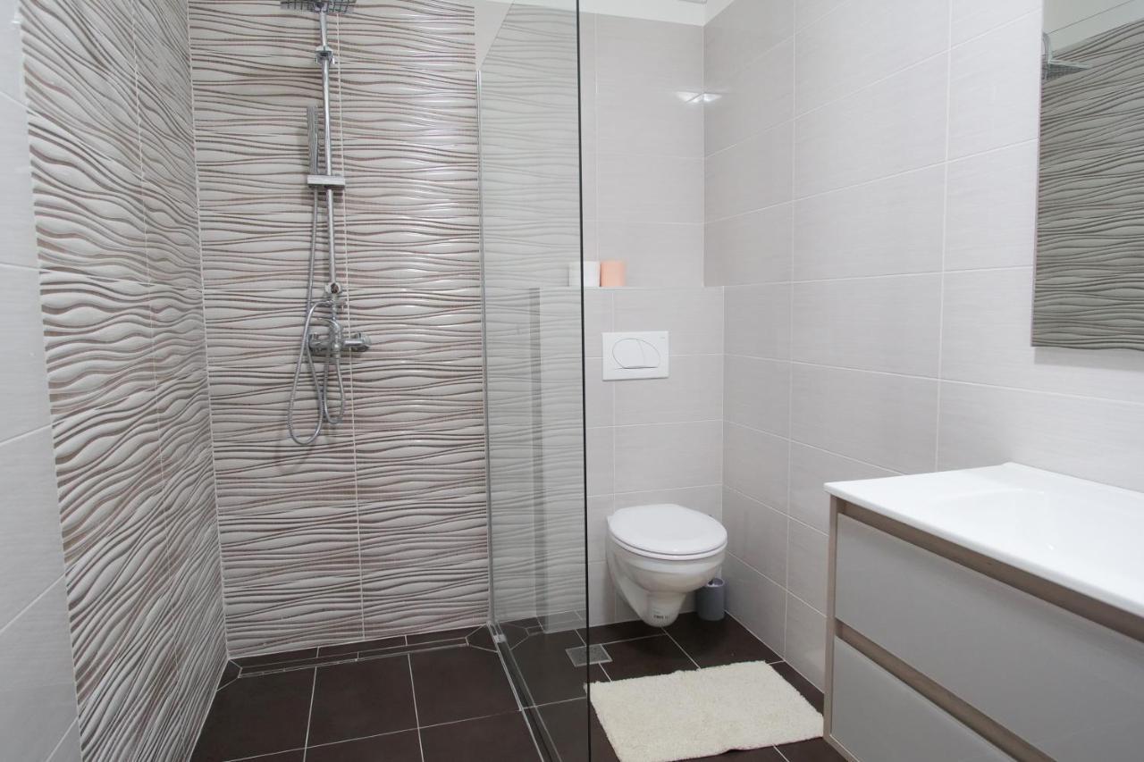 Arena Apartment With 3 Bedrooms In The City Center Pula Ngoại thất bức ảnh